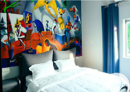 涪陵对于酒店的墙体彩绘而言更注重哪些方面？